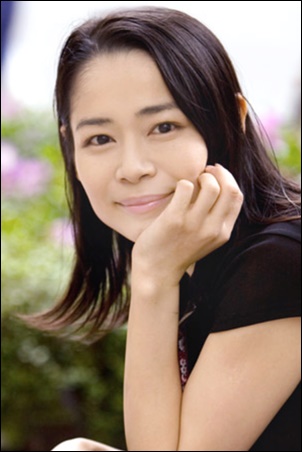 舞台女優・三坂知絵子